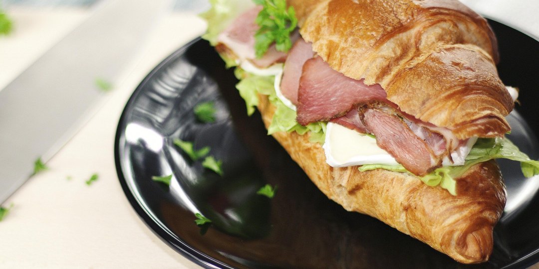 Μάθε πώς θα μειώσεις τις θερμίδες από τα σάντουιτς σου - Κεντρική Εικόνα