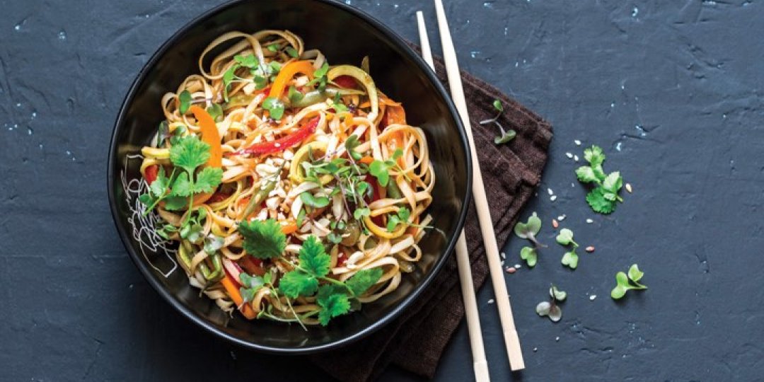 Μοσχάρι με noodles ρυζιού Exotic Food και σάλτσα σόγιας Exotic Food - Images