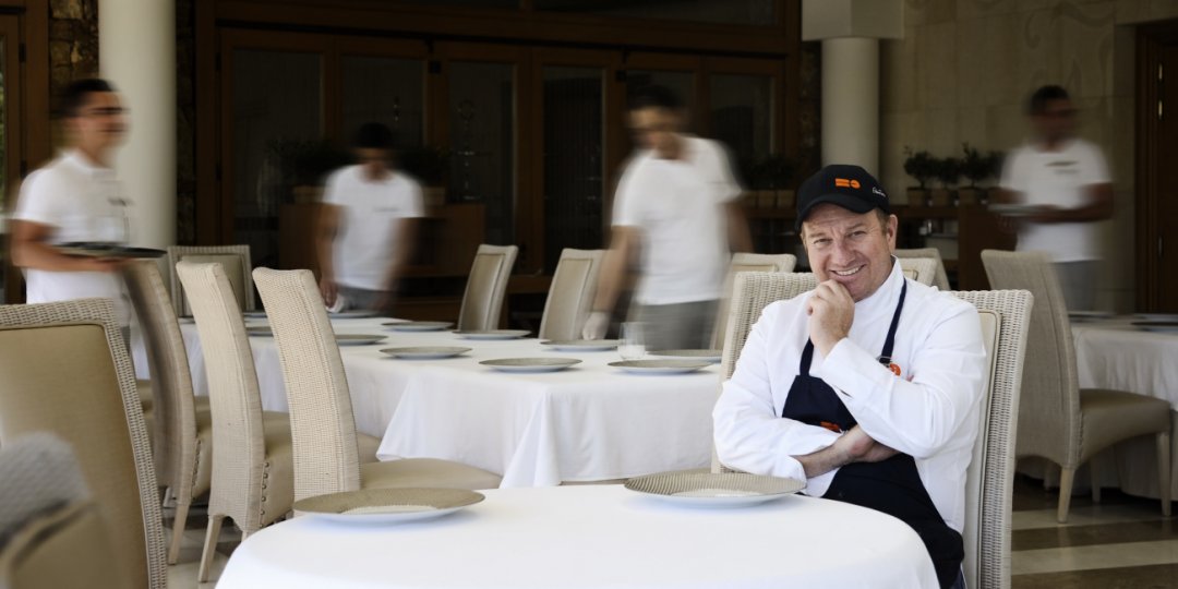 Ο Έκτορας Μποτρίνι στο SANIDUNES - Κεντρική Εικόνα