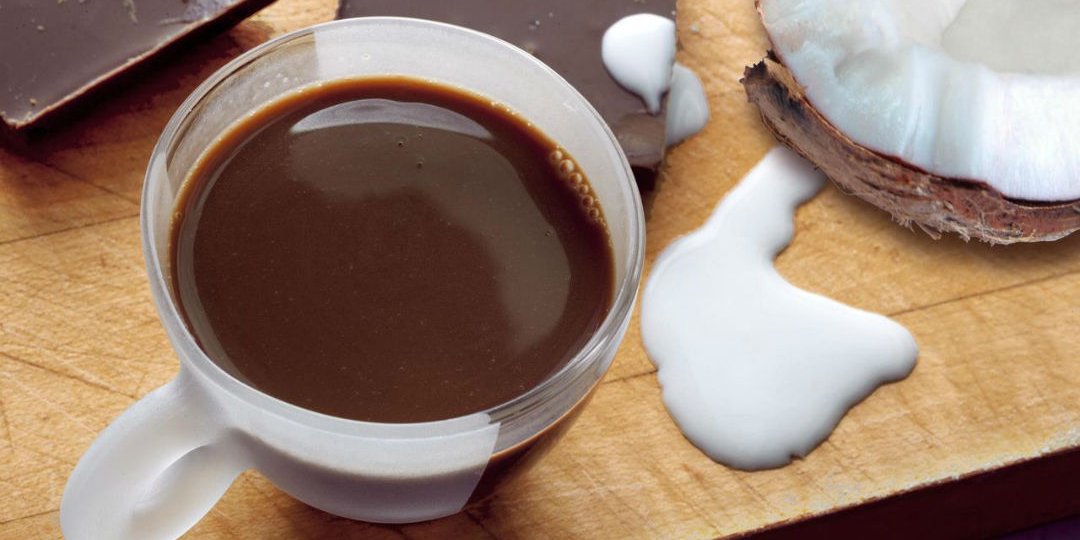 Ζεστή σοκολάτα με γάλα καρύδας   - Images