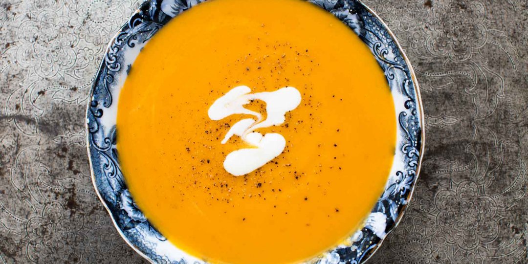 Γιορτινή σούπα γλυκοπατάτας με ginger  - Images