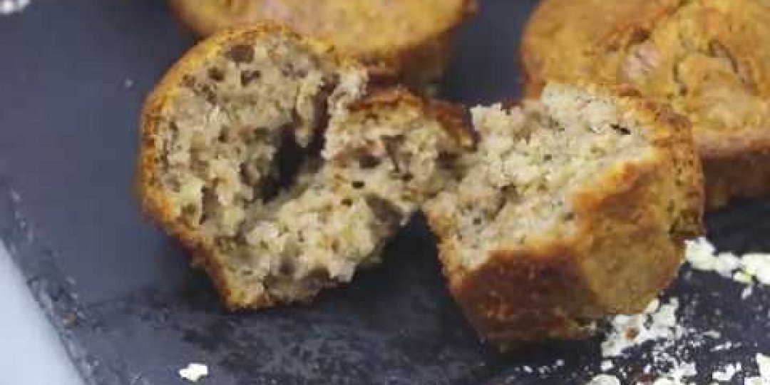 Mornflake - oat muffins with walnuts and cream cheese - Κεντρική Εικόνα