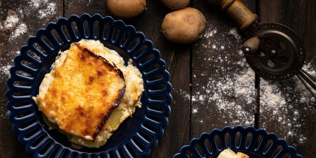 Λαχταριστές πατάτες ογκρατέν (au gratin) με τυριά - Images