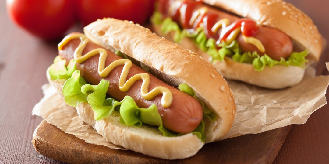 Hot dog γαλοπούλας με ψωμί ολικής αλέσεως  - Images