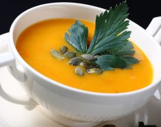 Σούπα με γλυκοπατάτα και κολοκύθα - Images