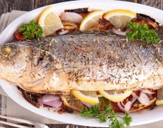 Ψάρι στο φούρνο με λαχανικά  - Images