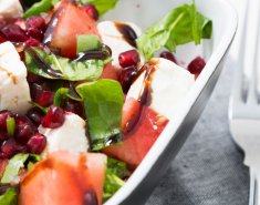 Σαλάτα με ρόδι, φέτα και καρπούζι - Images