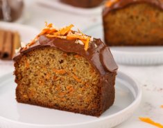Carrot Cake με επικάλυψη πραλίνας φουντουκιού - Images