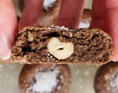 Μπισκότα με καρύδα, κάσιους και κομματάκια σοκολάτας  - Images