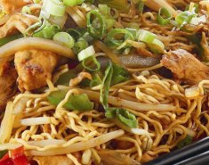 Noodles με κινέζικα λαχανικά Foodsaver και σόγια σως - Images