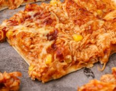 Πίτσα με κοτόπουλο και BBQ sauce - Images
