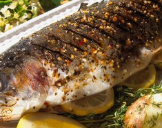Ψάρι με λεμόνι, ρίγανη και σκόρδο - Images