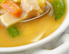 Κοτόσουπα με καλαμπόκι - Images