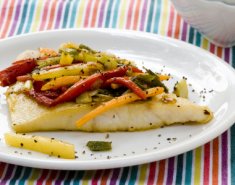 Φιλέτο ψαριού με λαχανικά - Images